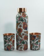 Set of 1 Unique Folk Graphic & 2 Glasses of Water