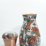 Dolphin Carafe Texture