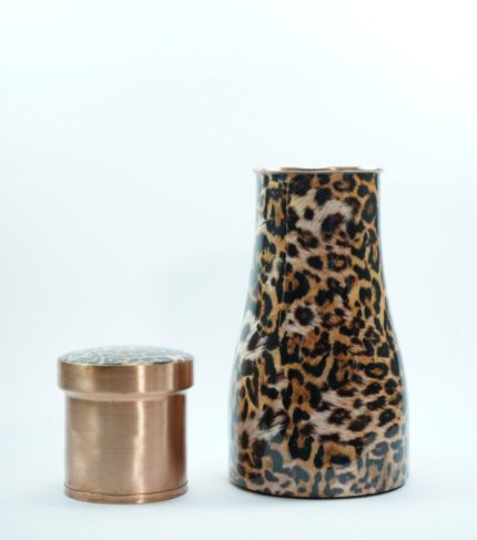 Bedside Carafe Texture Lacquer Copper (5)